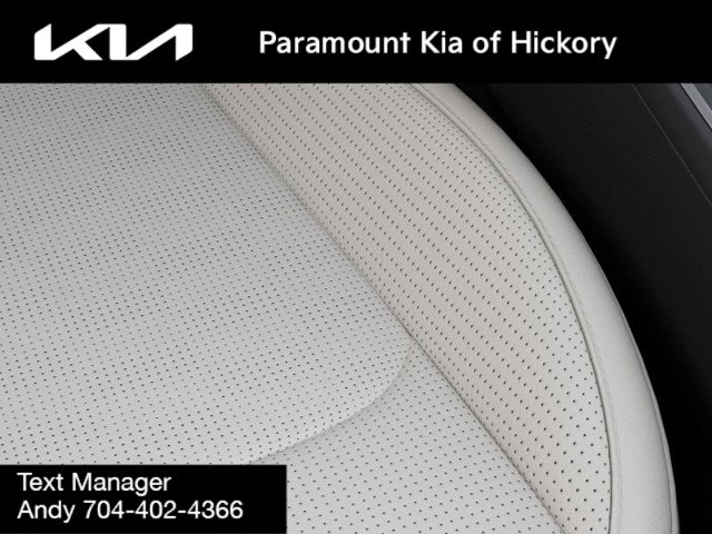 Vehicle image 24 of 27