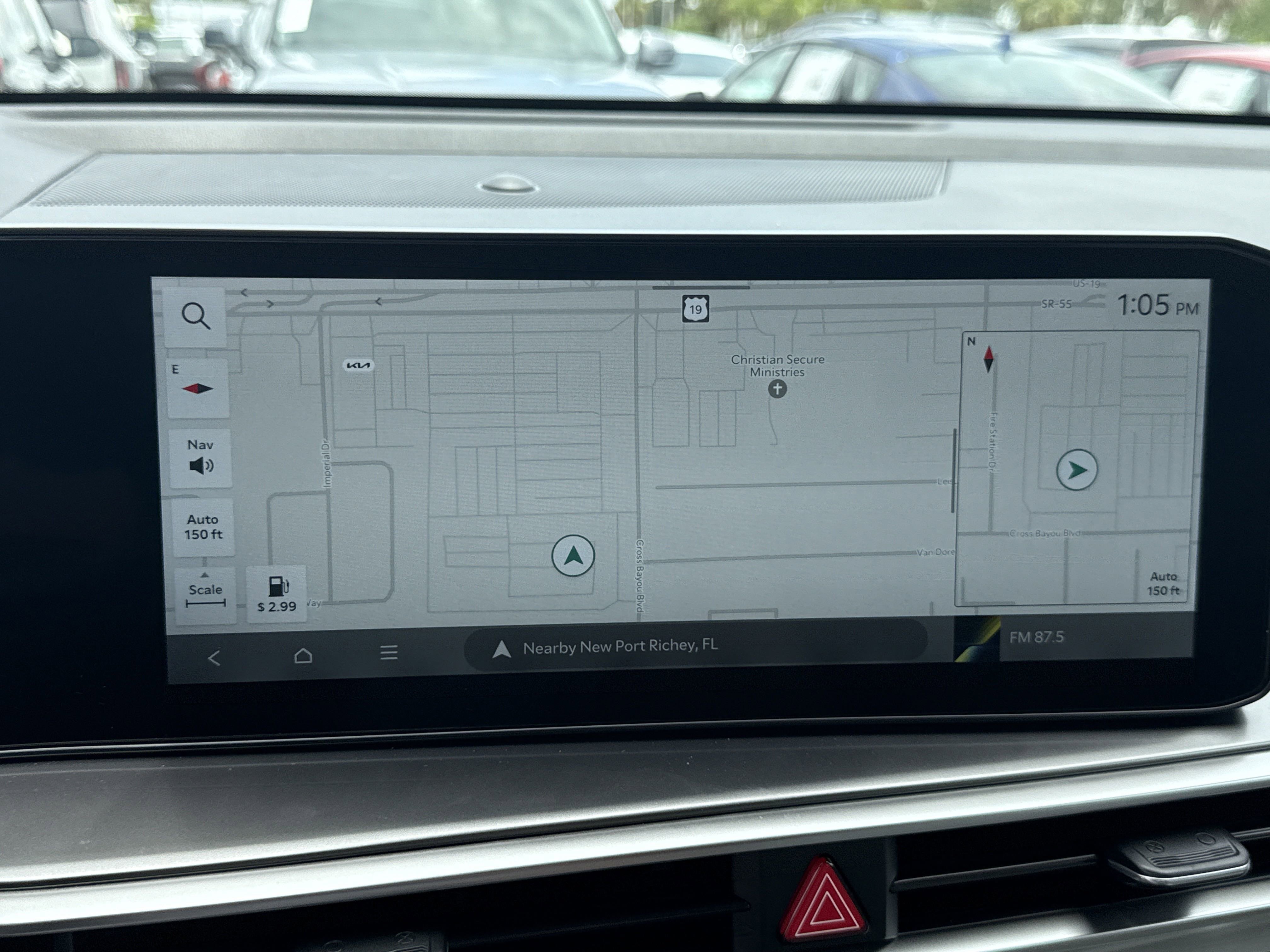 Vehicle image 21 of 34