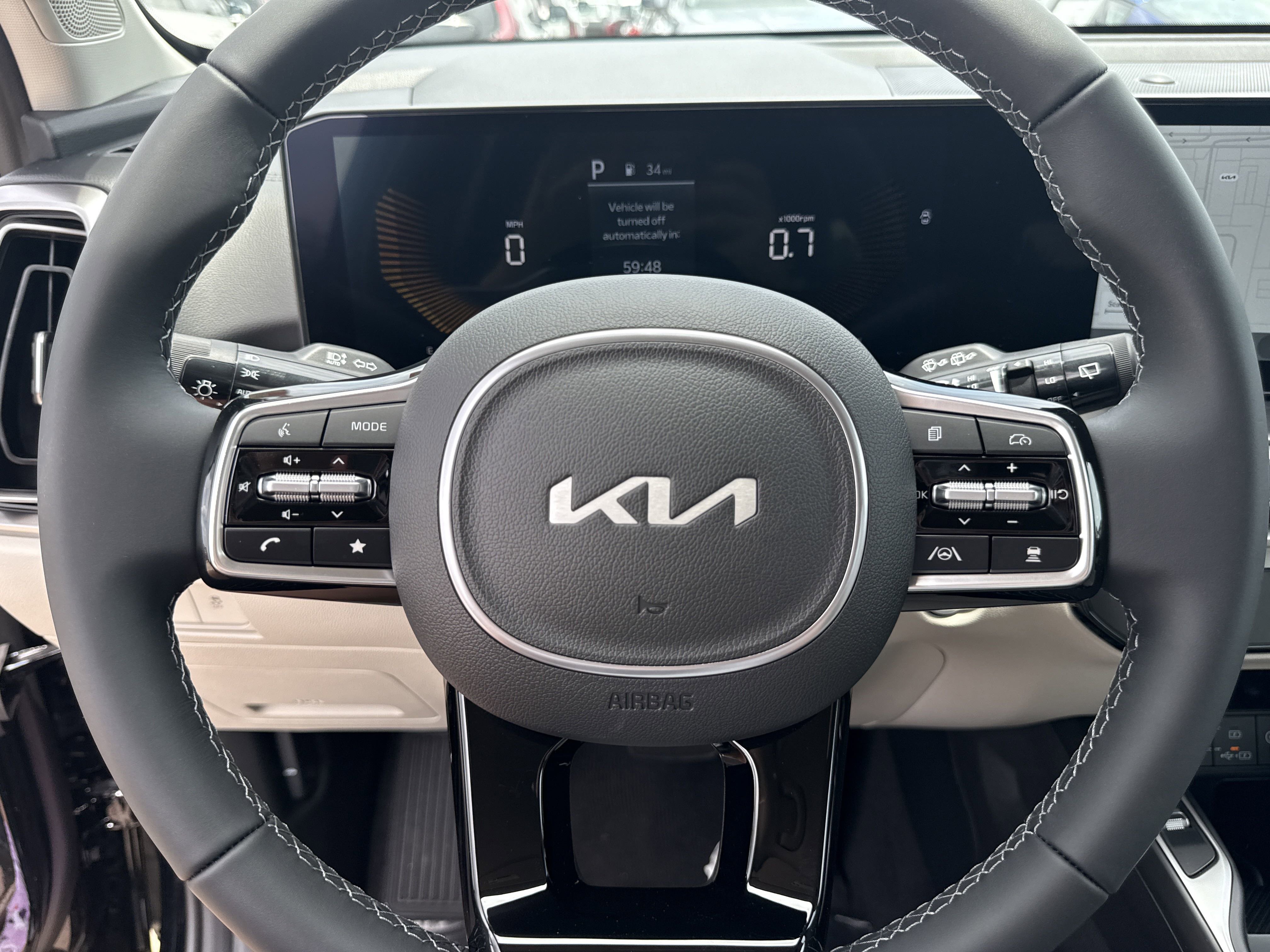 Vehicle image 17 of 34