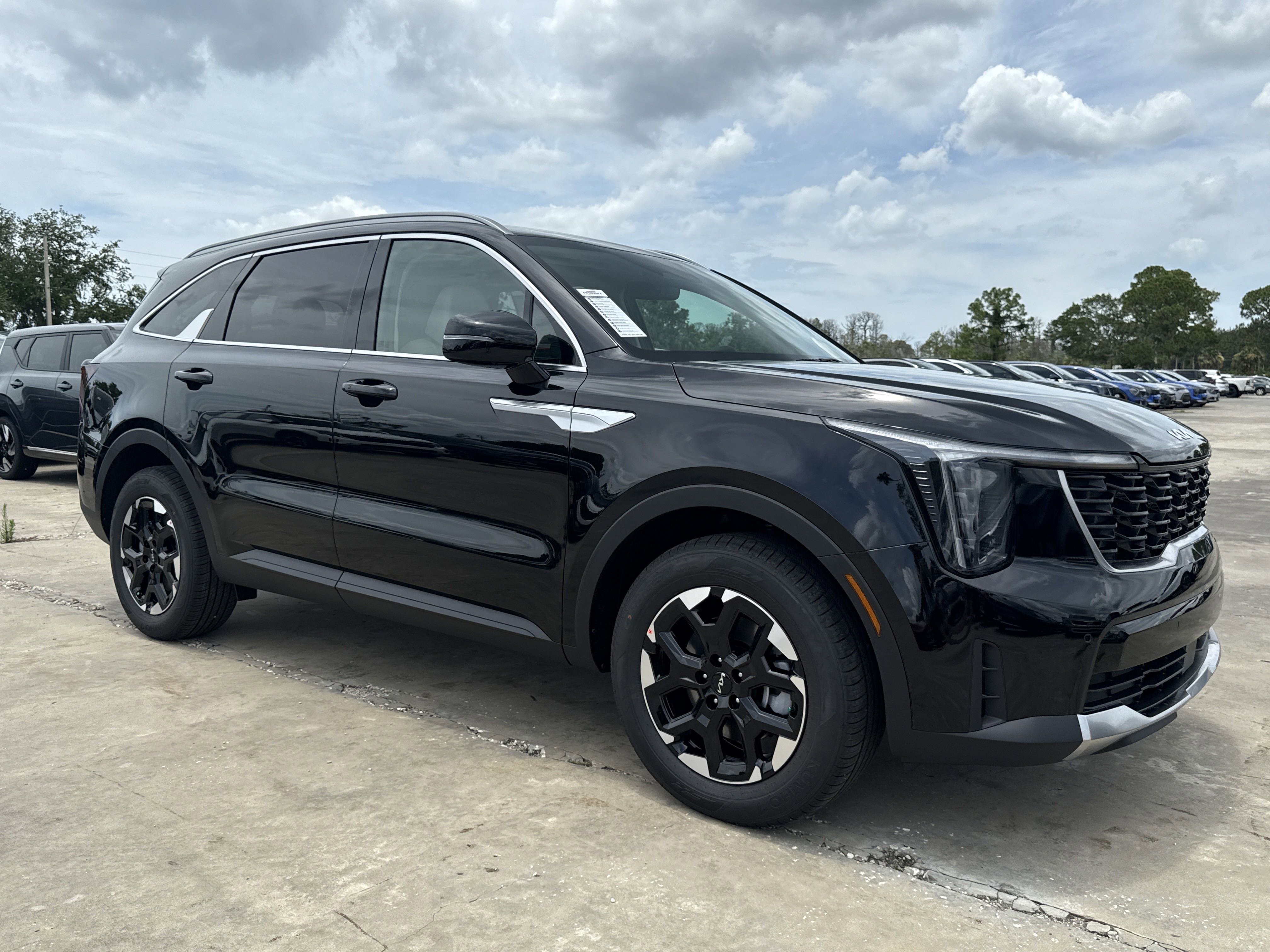 Vehicle image 3 of 34