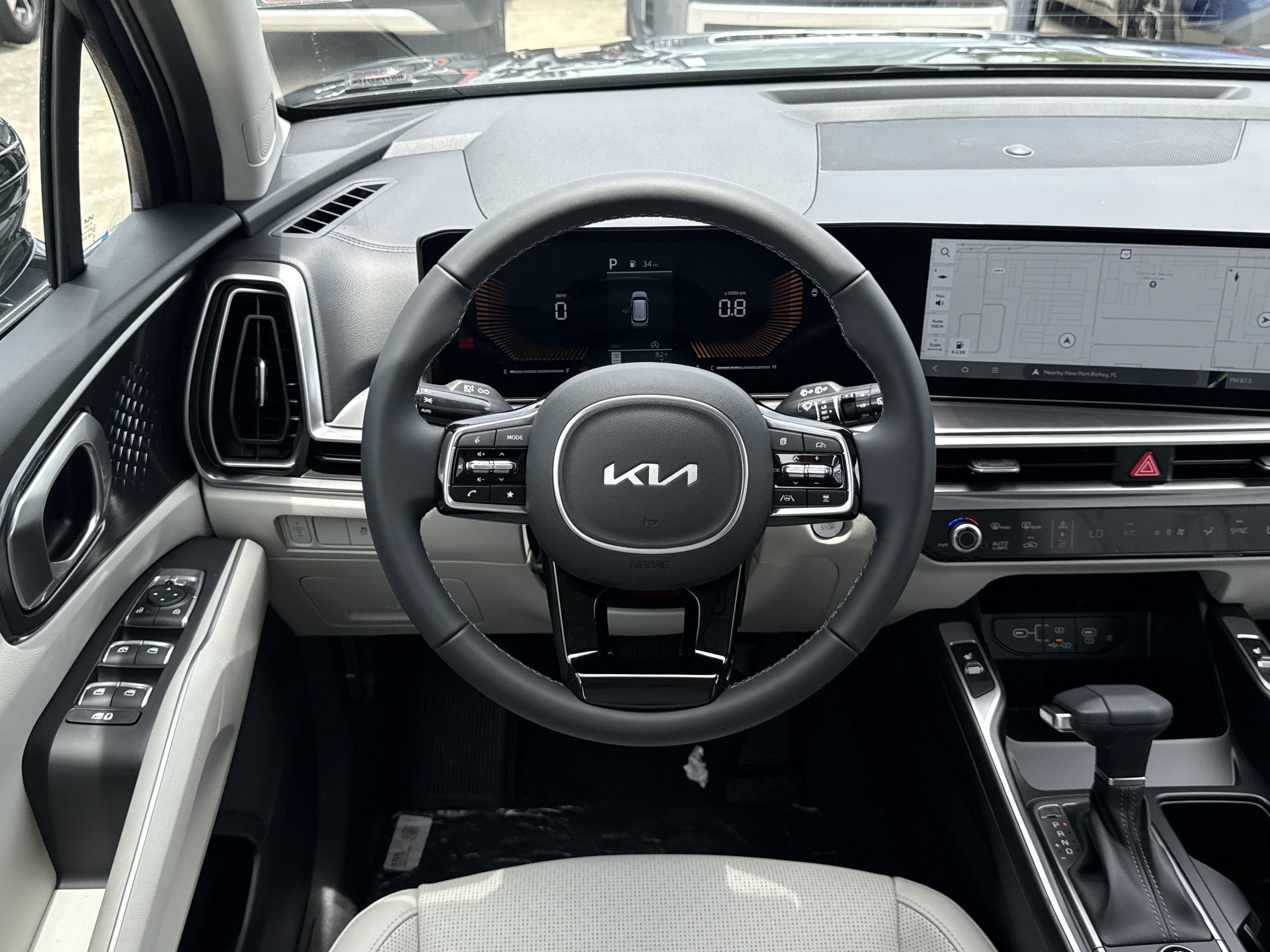 Vehicle image 13 of 34
