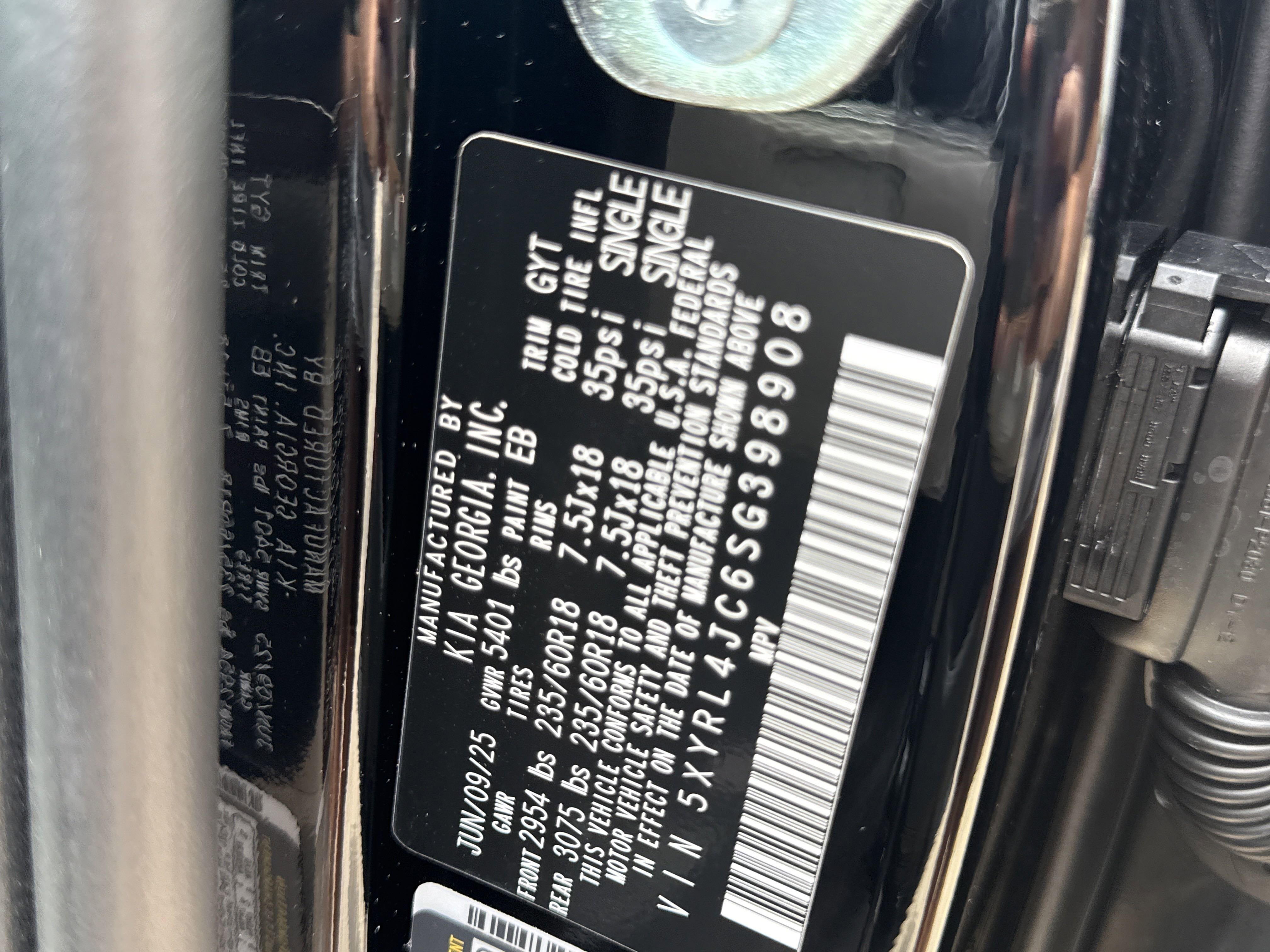 Vehicle image 29 of 34