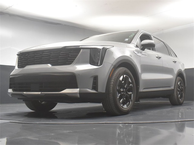 Vehicle image 3 of 49