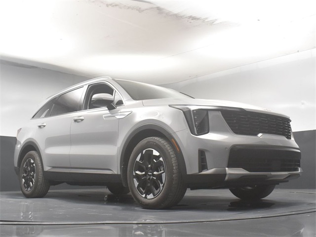 Vehicle image 24 of 49