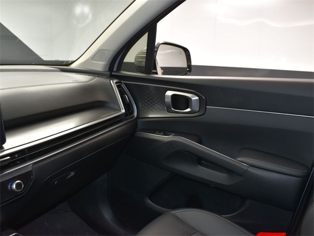 Vehicle image 45 of 49