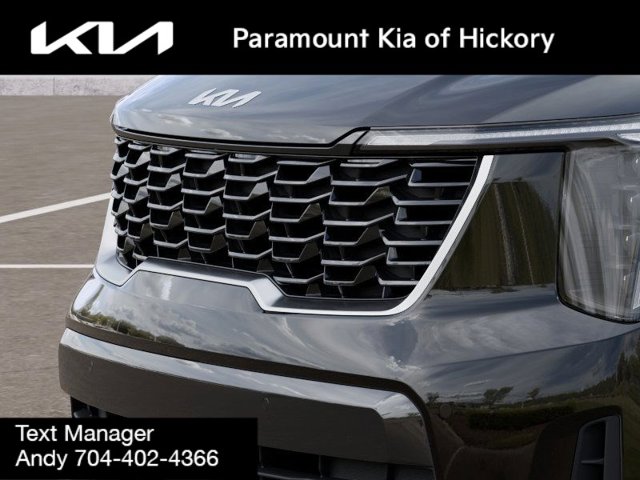 Vehicle image 13 of 27