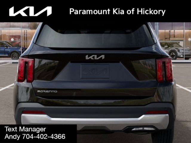 Vehicle image 8 of 27