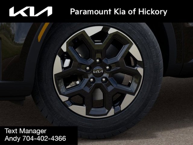 Vehicle image 10 of 27