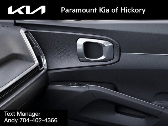 Vehicle image 25 of 27