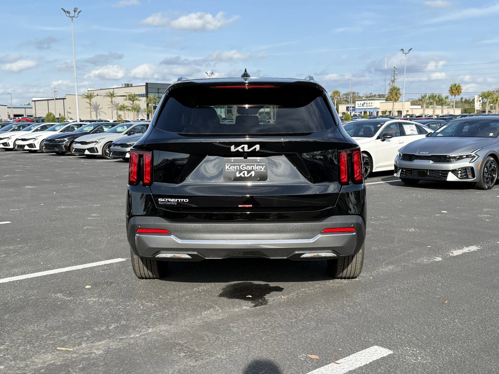 Vehicle image 7 of 36