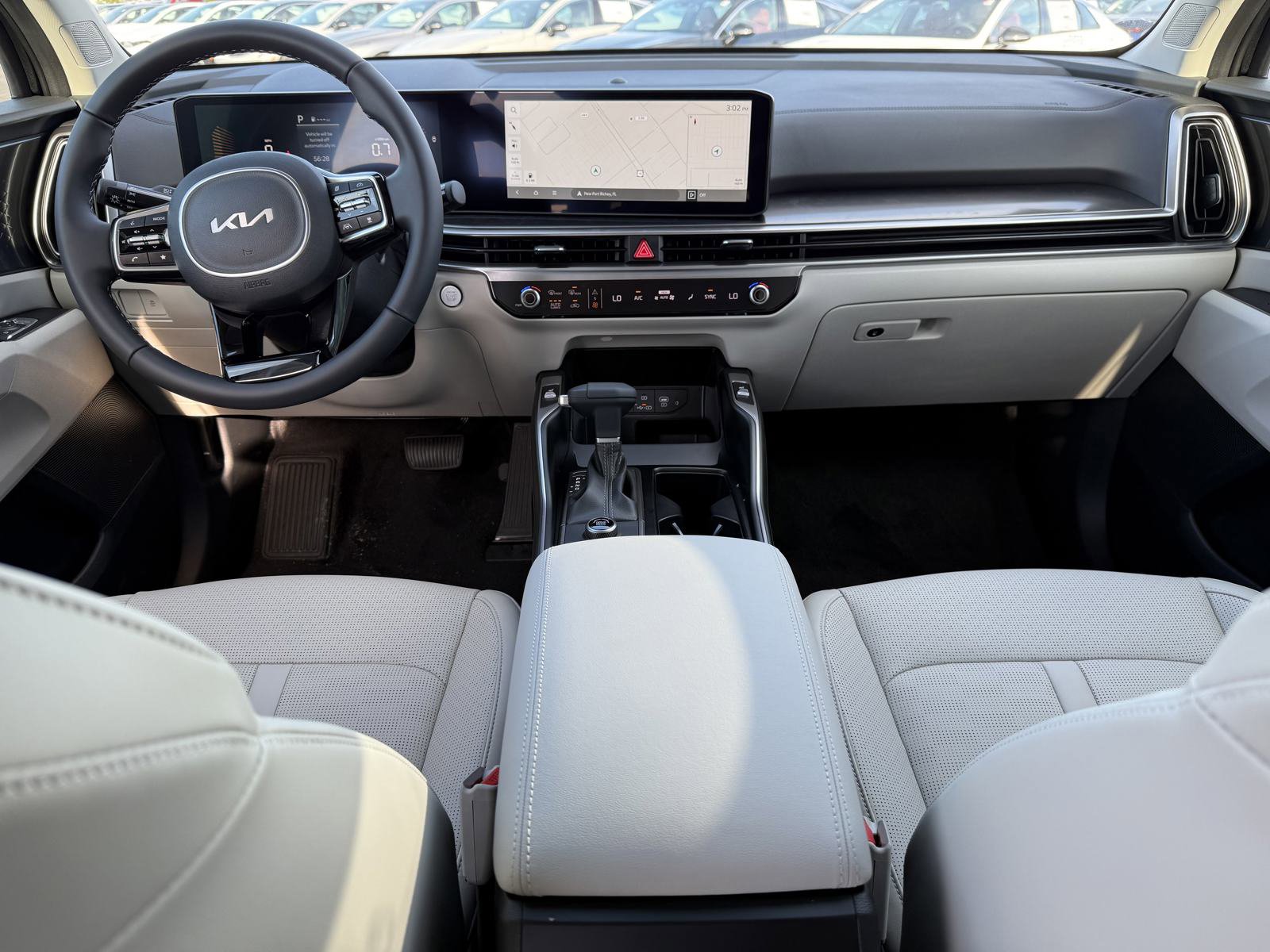 Vehicle image 14 of 36