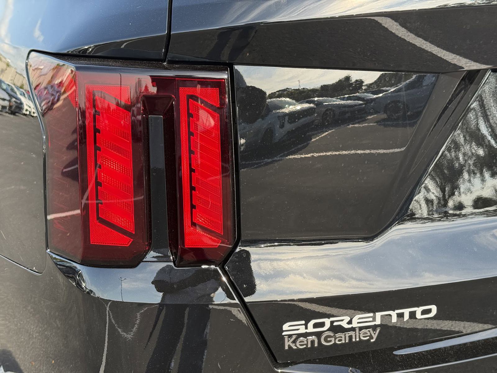 Vehicle image 11 of 36