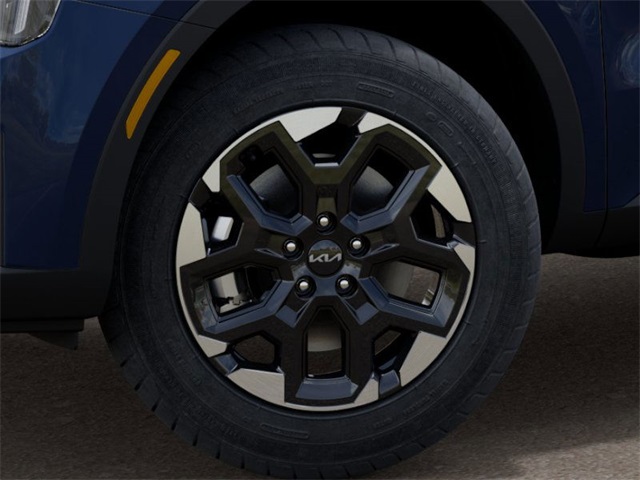 Vehicle image 10 of 27