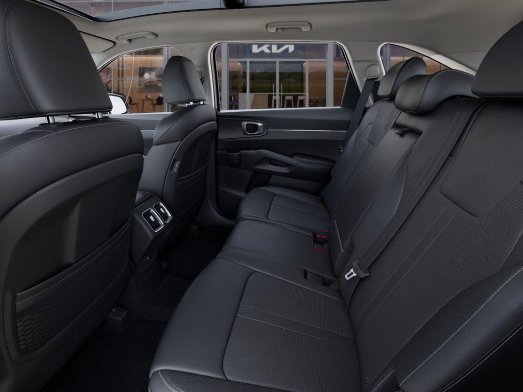 Vehicle image 18 of 27