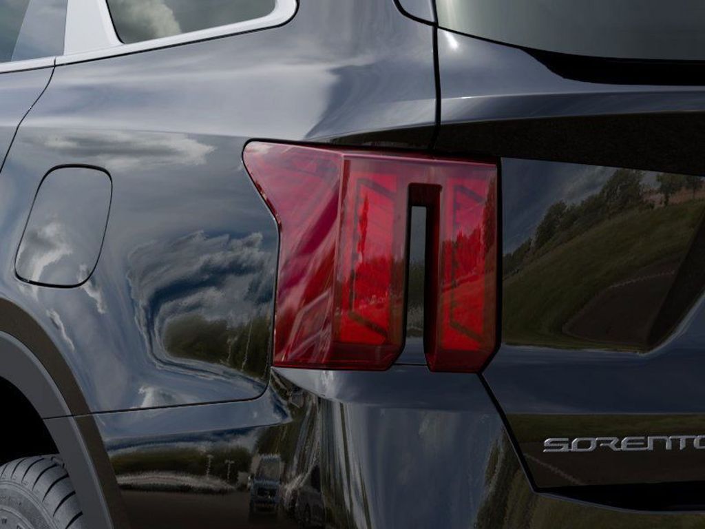 Vehicle image 12 of 27