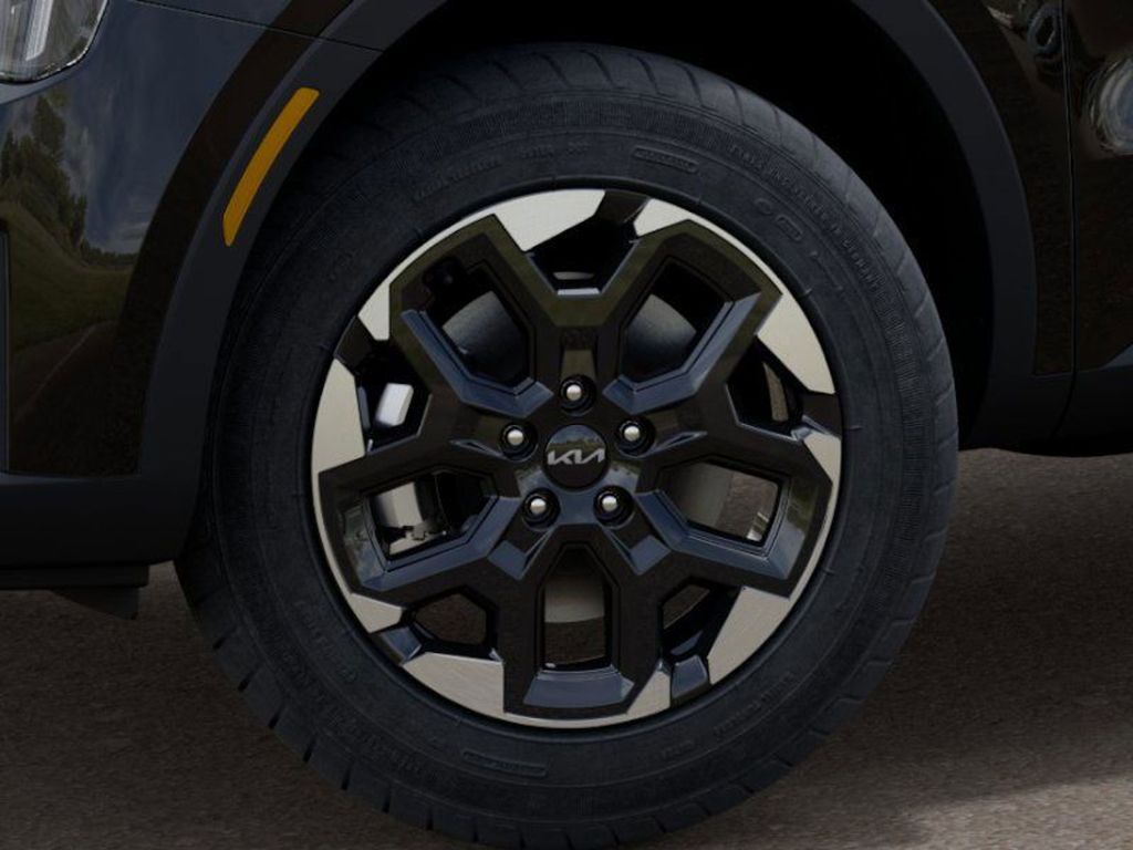 Vehicle image 10 of 27