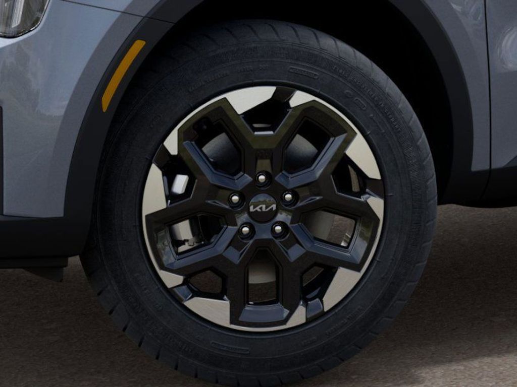 Vehicle image 10 of 27