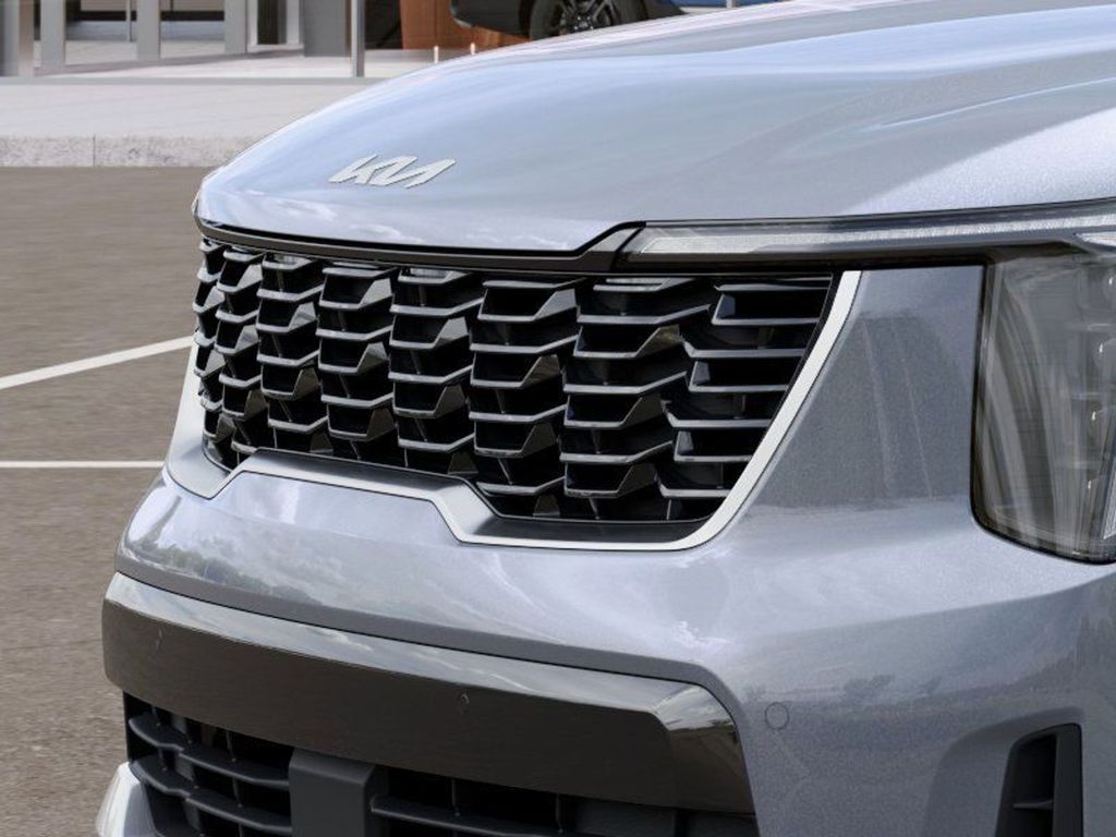 Vehicle image 13 of 27