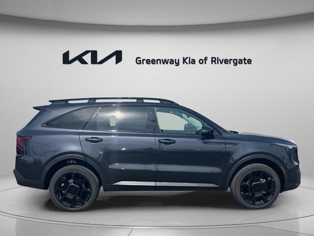 Vehicle image 4 of 38
