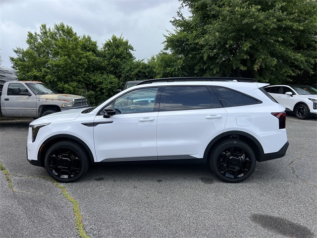 Vehicle image 7 of 43