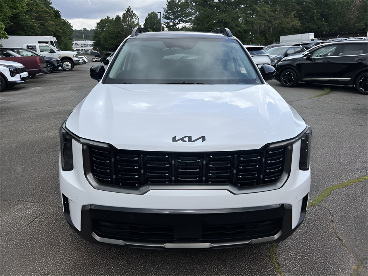 Vehicle image 38 of 43