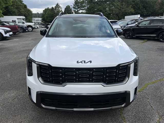 Vehicle image 2 of 43
