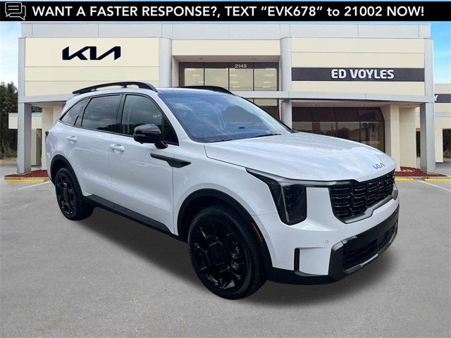 Vehicle image 3 of 43