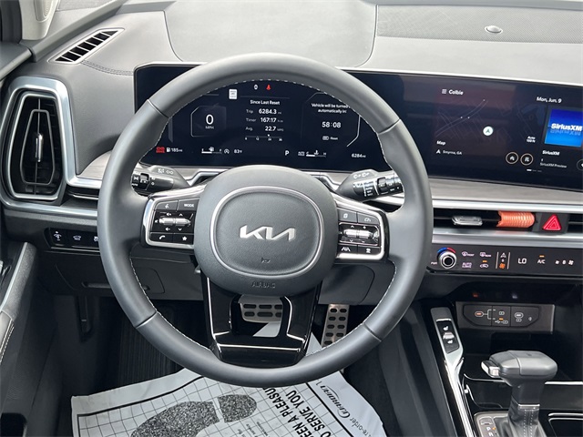 Vehicle image 24 of 43