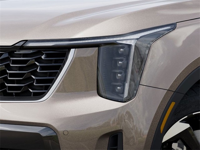 Vehicle image 11 of 27