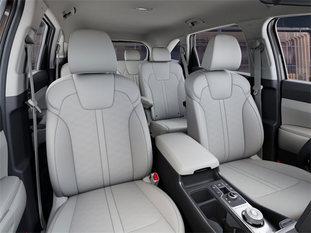 Vehicle image 15 of 27