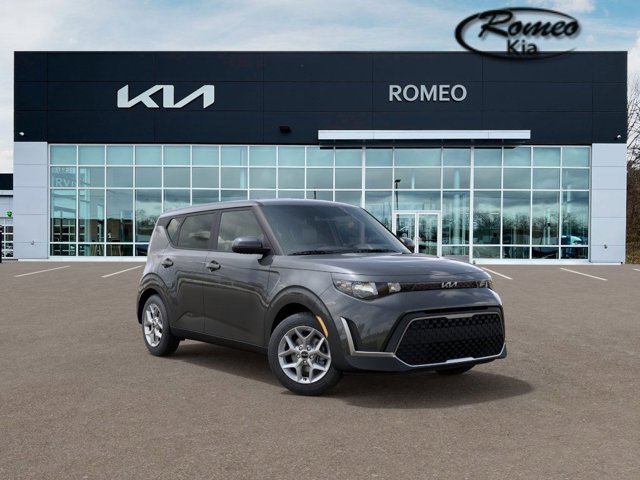 Vehicle image 4 of 27