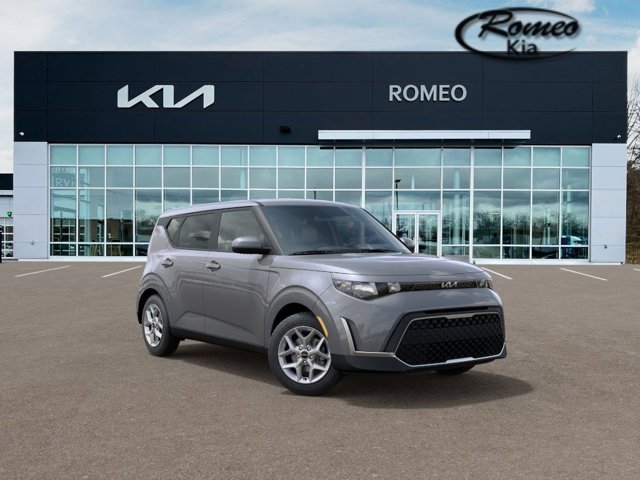 Vehicle image 4 of 27