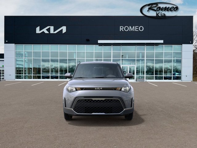 Vehicle image 3 of 27