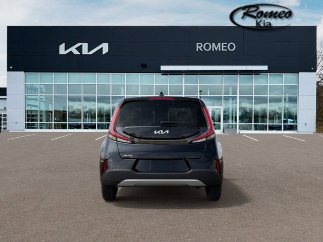 Vehicle image 7 of 27