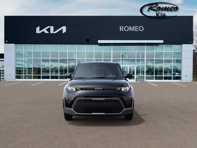 Vehicle image 3 of 27