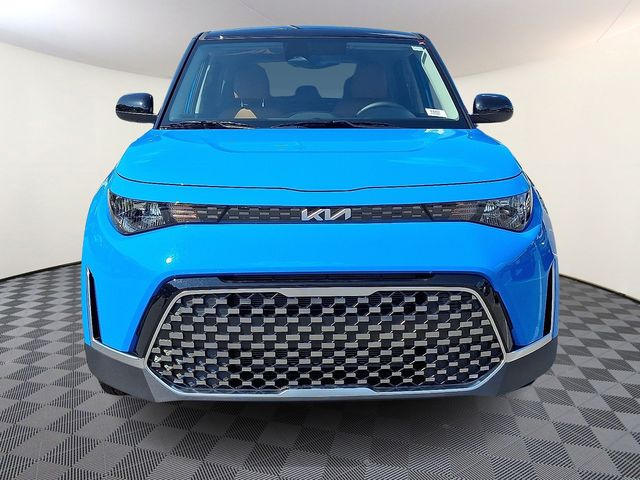 Vehicle image 2 of 22