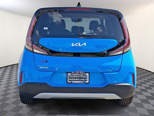Vehicle image 5 of 22