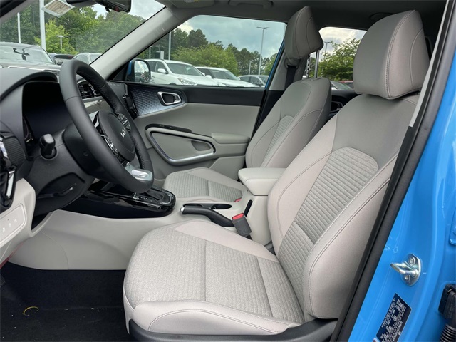 Vehicle image 11 of 37