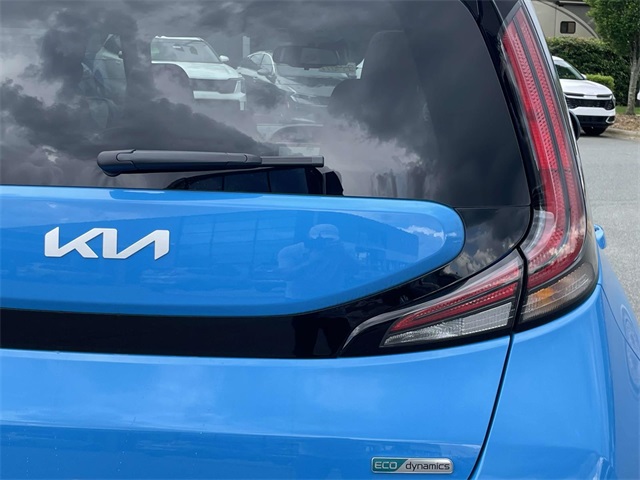 Vehicle image 18 of 37