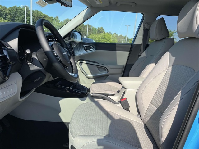 Vehicle image 12 of 37