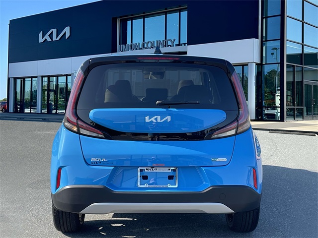 Vehicle image 5 of 37