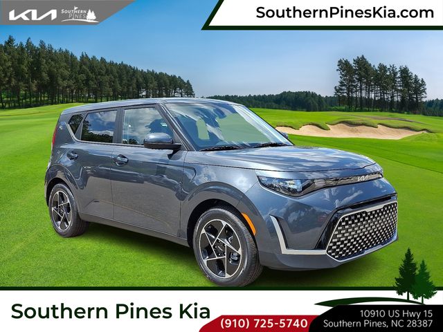 Vehicle image 3 of 21