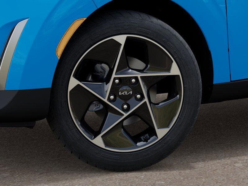 Vehicle image 10 of 27