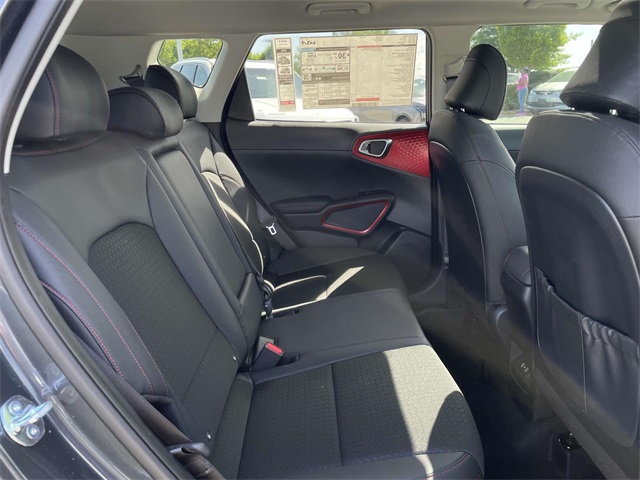 Vehicle image 24 of 37