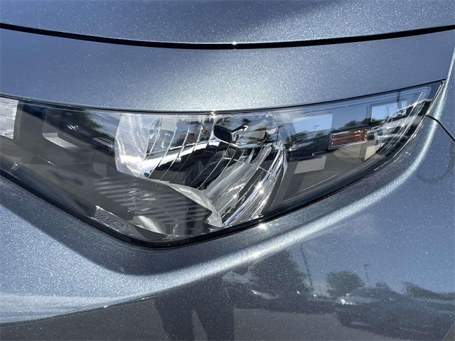 Vehicle image 16 of 37