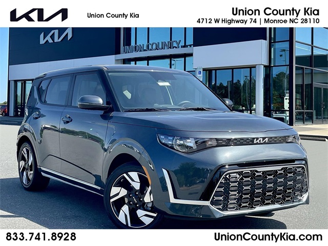 Vehicle image 3 of 37