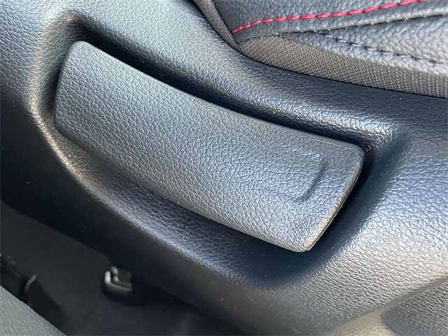 Vehicle image 22 of 37