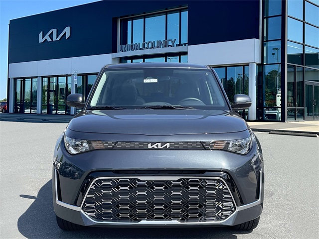 Vehicle image 2 of 37