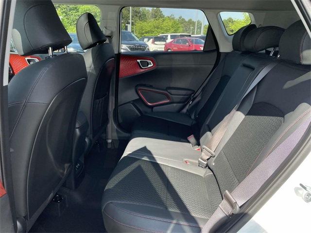 Vehicle image 12 of 43