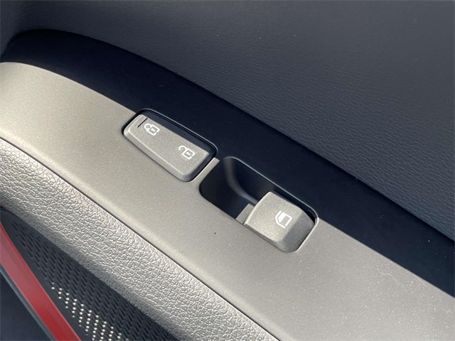 Vehicle image 20 of 43